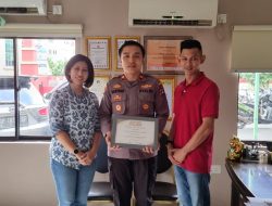 Kapolsek Lubuk Baja Kompol Budi Hartono Menerima Piagam Penghargaan Atas Pengamanan Kegiatan Chinatown Imlek