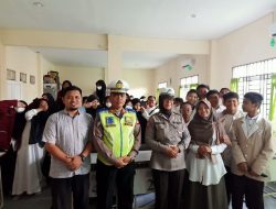 Satgas Operasi Keselamatan Kapuas 2023 Polresta Pontianak Lakukan Penyuluhan di SMP Islam Terpadu Al Mumtaz