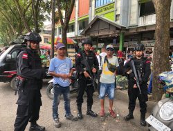 Satbrimob Polda Kalbar Laksanakan Patroli Untuk Memastikan Wilayah Kalbar Aman Disaat Ini