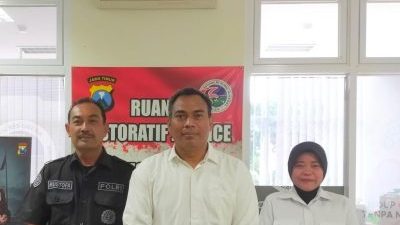 Satnarkoba Polres Gresik Amankan Empat Pemuda Diduga Pengedar Narkoba di Bawean