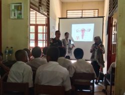 Berikan Bekal Sejak Dini, Satgas Pamtas RI-PNG Yonif 725/Wrg Sosialisasikan Bahaya Pergaulan Bebas