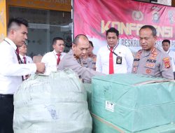 Anggota Unit Pidsus Satreskrim Polrestabes Palembang Berhasil Menggagalkan Pengiriman Barang Impor Ilegal