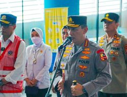 Tinjau Pelabuhan Merak, Kapolri Pastikan Siapkan Upaya Wujudkan Mudik Aman untuk Masyarakat