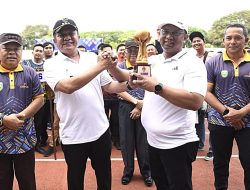 850 Pemain/Official Ramaikan Turnamen Sepakbola Antar OPD Piala Gubernur 2023