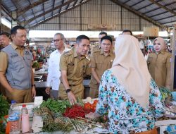 Pj Walikota Palembang Pantau Harga Kebutuhan Pokok Serta Pasar Murah