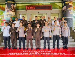 Kapolda Sumsel Irjen Rachmad Wibowo Berikan Kejutan di Hari Bhakti Adyaksa Ke 64, Harap Sinergitas Semakin Solid