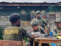 Dedikasi Satgas Yonif 323 Buaya Putih Gelar Pengobatan Gratis di Pedalaman Papua