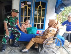 Jenguk Janda Veteran, Sertu M. Bahrowi Anjangsana Ke Rumah Mbah Sumini