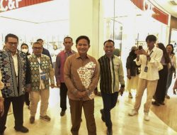 Pj Gubernur NTB Apresiasi Pagelaran Tenun Fashion
