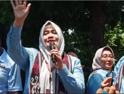 Iqbal – Dinda Daftar Ketiga Di KPU, Dinda: Mari Sambut Pilkada Dengan Riang Gembira Berikan Pendidikan Politik Yang Baik Pada Masyarakat