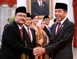 Presiden Jokowi Lantik Menteri Sosial Dan Kepala BNPT
