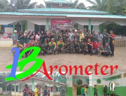 Satgas Pamtas Yonarmed 11 Kostrad dan Warga Gotong Royong Bersihkan Masjid Al Ikhlas di Sebatik Tengah