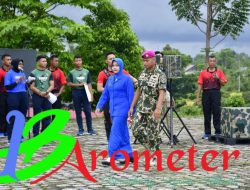 Secara Simbolis, Komandan Pasmar 3 Serahkan Bantuan Program Bedah Rumah