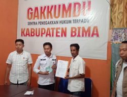 Tim Hukum Ady-Irfan Laporkan Kades Roi Dugaan Praktek Money Politik