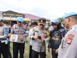 Jalankan Instruksi Kapolri Cegah Judol, Kapolres Bireuen Cek HP Personil