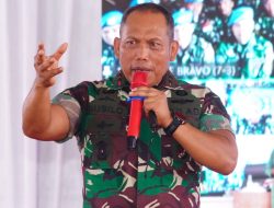Beri Arahan, Mayjen TNI Susilo Bakar Semangat Prajurit Brigif 6 dan Jajaran