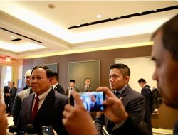 Tingkatkan Kerja Sama Pertahanan, Presiden Prabowo Bertemu dengan Menhan AS Lloyd Austin