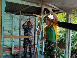 Satgas Pamtas Yonarmed 11 Kostrad Gelar Gotong Royong RTLH Bersama Warga Desa Tanjung Harapan