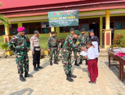 Tingkatkan Semangat Belajar Anak-anak, Satgas Pamtas Yonarmed 11 Kostrad Bagikan Alat Tulis di SDN 003 Sebatik Barat