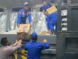 Bantuan Kemanusiaan Kapolri Tiba di Flores Timur, Siap Didistribusikan ke Posko Pengungsian