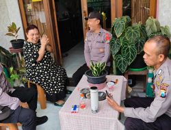 Jaga Kamtibmas Jelang Pilkada 2024, Polisi RW Polres Batu Gencar Laksanakan Kegiatan Sambang Desa
