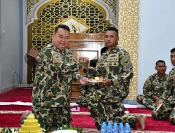 Pasmar 3 Gelar Syukuran HUT ke-79 Korps Marinir di Masjid Al-Mukmin
