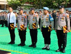 21 Anggota Polres Metro Jakarta Barat Diganjar Penghargaan atas Dedikasi dan Prestasi