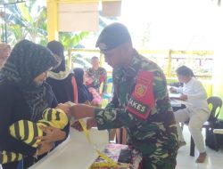 Tingkatkan Kesehatan Anak-anak di Wilayah Perbatasan, Satgas Pamtas Yonarmed 11 Kostrad Gelar Imunisasi dan Edukasi Gizi