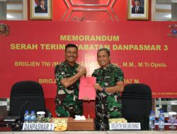 Brigjen TNI (Mar) Andi Rahmat M Terima Memorandum Pelaksanaan Tugas Komandan Pasmar 3