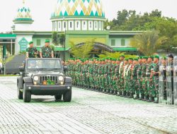 Kasdam XII/Tpr Pimpin Apel Gelar Pasukan Pergeseran Pengamanan Pilkada Serentak