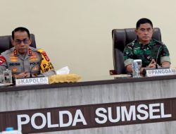 Persiapan Pilkada Serentak, Pangdam II/Swj Bersama Kapolda Sumsel Ikuti Vicon dengan Kapolri dan Panglima TNI