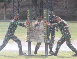 Semangat Tak Tertandingi, Aksi Petarung Ksatria Sungai Musi Dihadapan Danpussenif