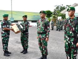 Prajurit Korem 044/Gapo Terima Kaporlap dari Kasad