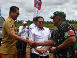 Letkol Inf Johny Nofriady Sambut Kunker Komisi IV DPR RI Panen Raya di Merauke