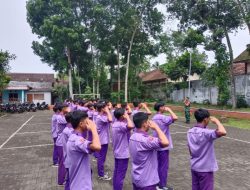 Bentuk Patriot Bangsa, Koramil 0818/23 Jabung Gelar Pelatihan PBB di Sekolah