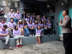 Mahasiswa Asing hingga Pelajar Lokal Belajar Sejarah di Visit Culture Museum Gubug Wayang Bersama Kombes Pol Tri Suhartanto
