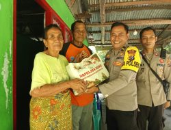 Sambut Hari Raya Natal, Kapolsek Riung Silaturahi ke Purnawirawan Polri dan Mitra Kamtibmas