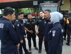 Satgas Ops Lilin Kapuas Polda Kalbar Jamin Keamanan di Pusat Keramaian Jelang Libur Nataru 2024
