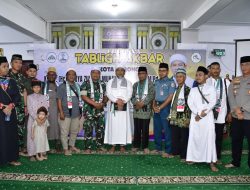 Dandenma Pasmar 3 Hadiri Tabligh Akbar Bersama Dai Nasional Payakumbuh