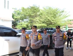 Pastikan Pengamanan Berjalan Lancar dan Kondusif, Kapolres Ketapang Turun Langsung Pantau Misa Natal di Gereja