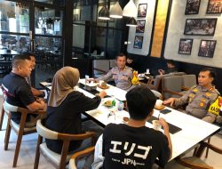 Pererat Hubungan Silaturahmi, Kapolres Singkawang Ngopi Bareng Bersama Awak Media