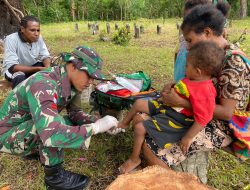 Membangun Kesehatan Masyarakat yang Tangguh, Prajurit Braja Sakti Hadir Untuk Masyarakat Perbatasan Papua