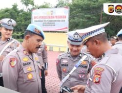 Antisipasi Anggota Terlibat Judol, Propam Polres Aceh Besar Sidak Handphone Personel