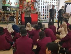 Kunjungan Mahasiswa ke Museum Ganesya: KBP Tri Suhartanto Kenalkan Potensi Museum di Era Modern