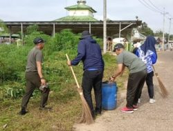 Di Hari Juang TNI AD ke-79, Prajurit Yonif 147 Karya Bhakti di Desa Bukit Kijang
