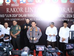 Kapolri: Personel Gabungan Polri-TNI Amankan 61 Ribu Lokasi Ibadah dan Rekreasi Saat Nataru
