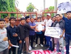 Tangkap Bandar Narkoba, Ikatan Mahasiswa Nata Mataram Seruduk Mapolda NTB