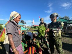 Rosita Habema Bantu Ekonomi Warga Yopura