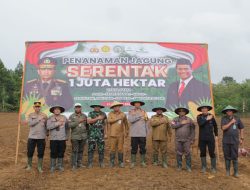 Polda Papua Barat Dan Polres Jajaran Gelar Penanaman Jagung di Lahan Seluas 6,75 Hektar