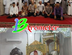 Silaturahmi Kapolsek Tanjung Batu Melalui Sholat Jumat di Masjid Al-Falah